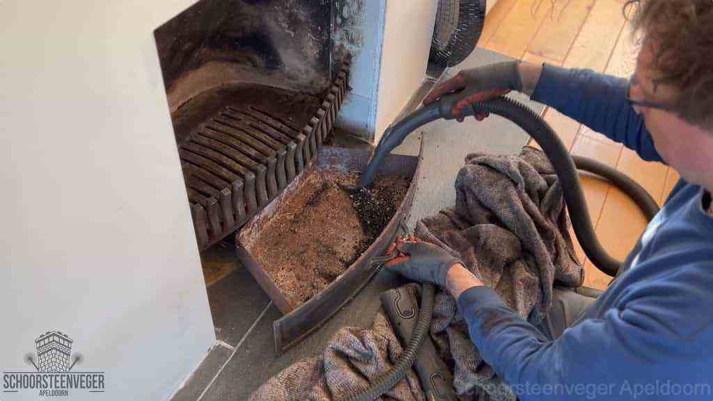 Prijs schoorsteenvegen Apeldoorn schouw reinigen Prijs schoorsteenvegen Apeldoorn schouw reinigen