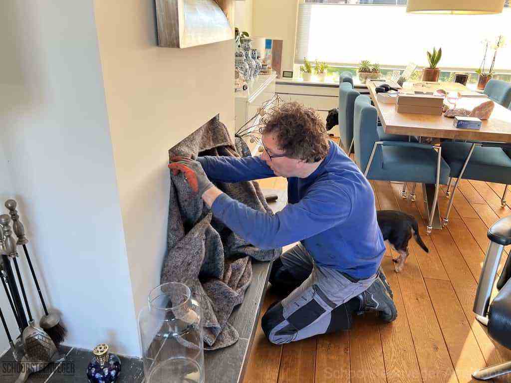 Schouwveger Apeldoorn kleed schoorsteenreiniger Schouwveger Apeldoorn kleed schoorsteenreiniger